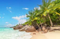 Excursión a Praslin y La Digue